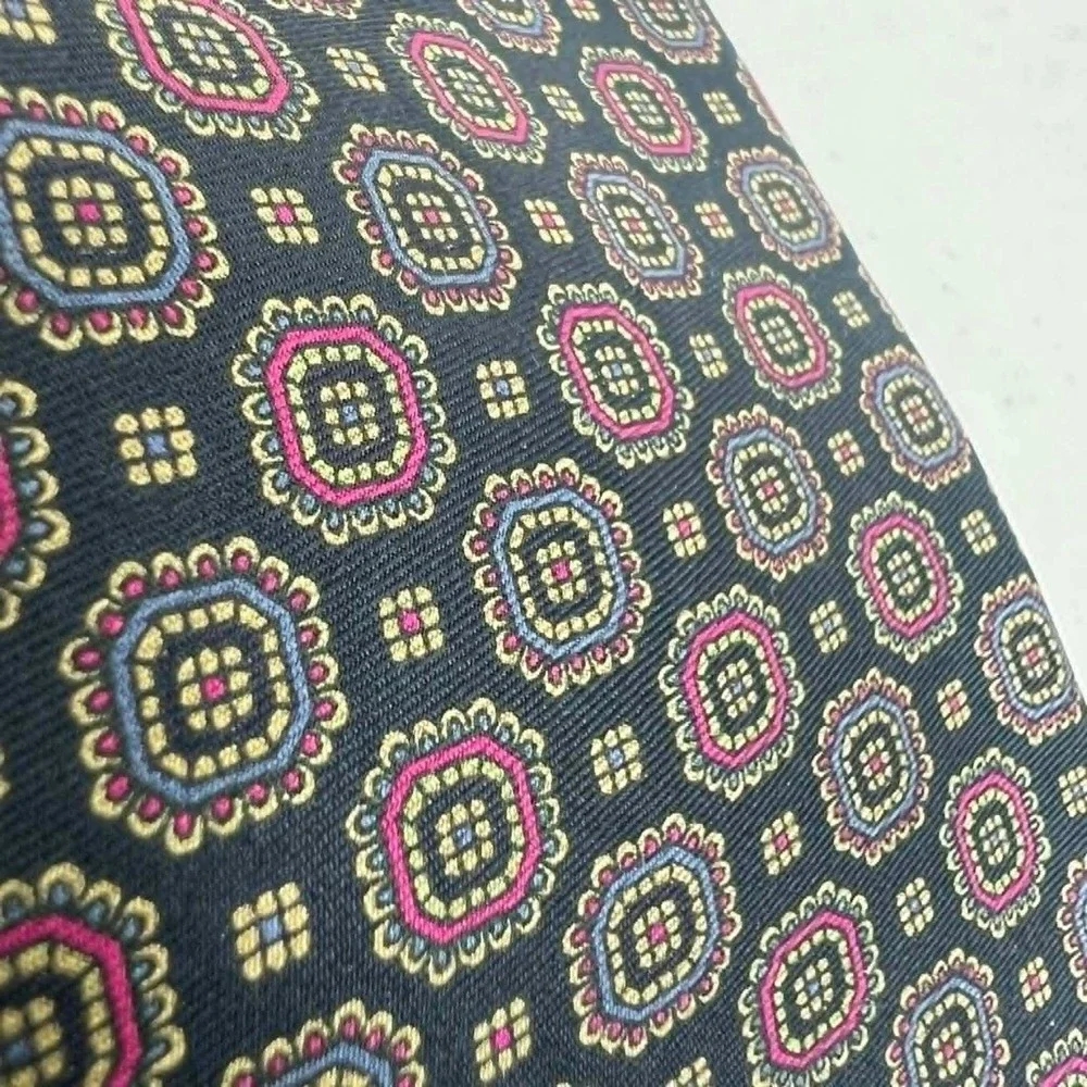 Phil Roberts New York Handmade Silk‎ Geometric Pattern Tie